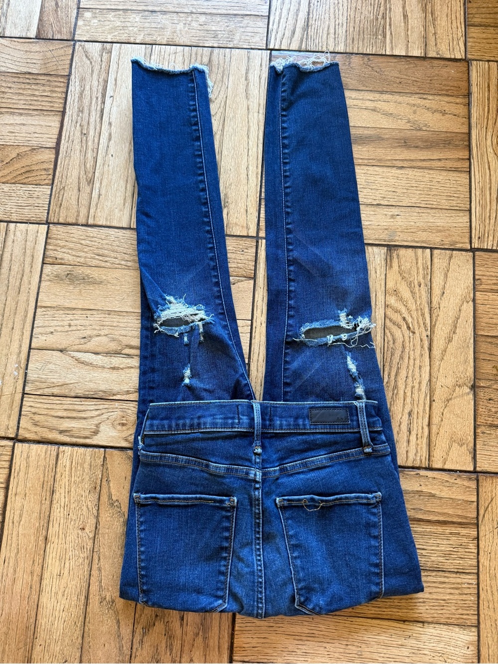 Abercrombie & Fitch Dark Blue Distressed High-Rise Women’s Jeans
